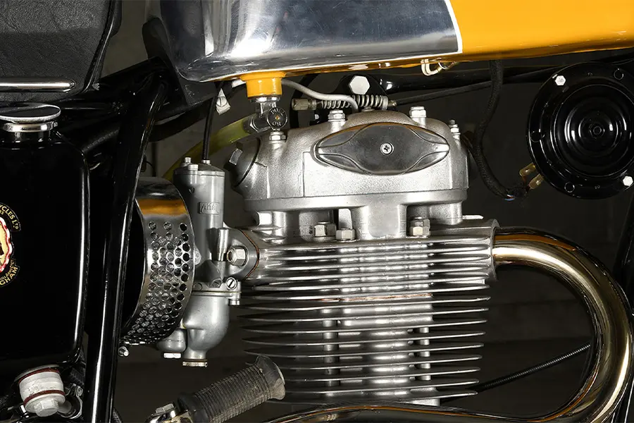 démontage moteur moto