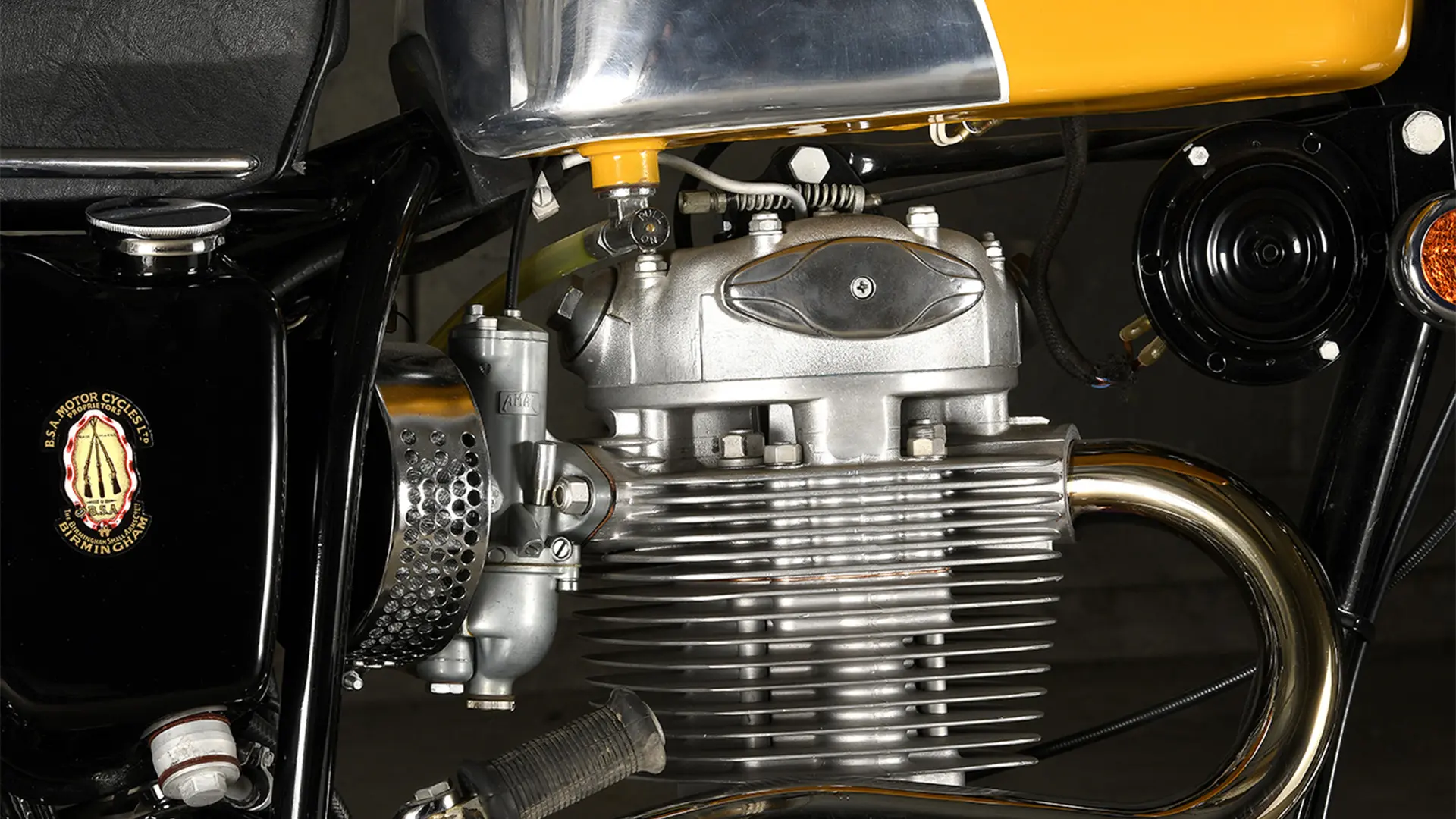 atelier moto démontage moteur