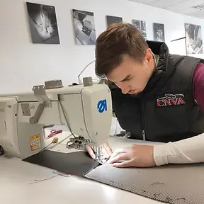 Formation initiation sellerie automobile